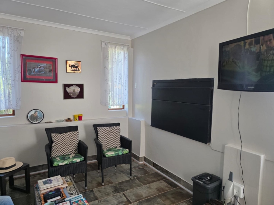  Bedroom Property for Sale in West Bank Western Cape